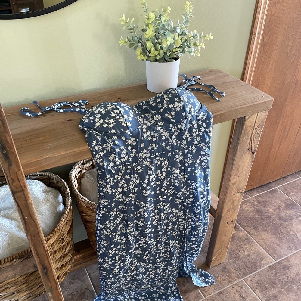 SHEIN Blue Ditsy Floral Dress